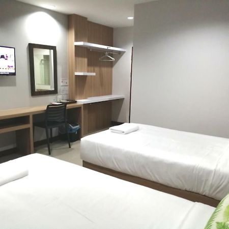 The Like Hotel Udon Thani Buitenkant foto