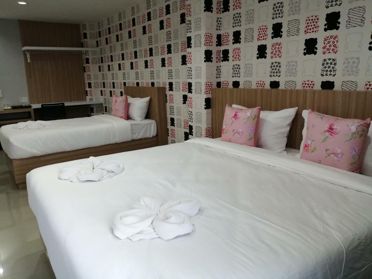 The Like Hotel Udon Thani Buitenkant foto